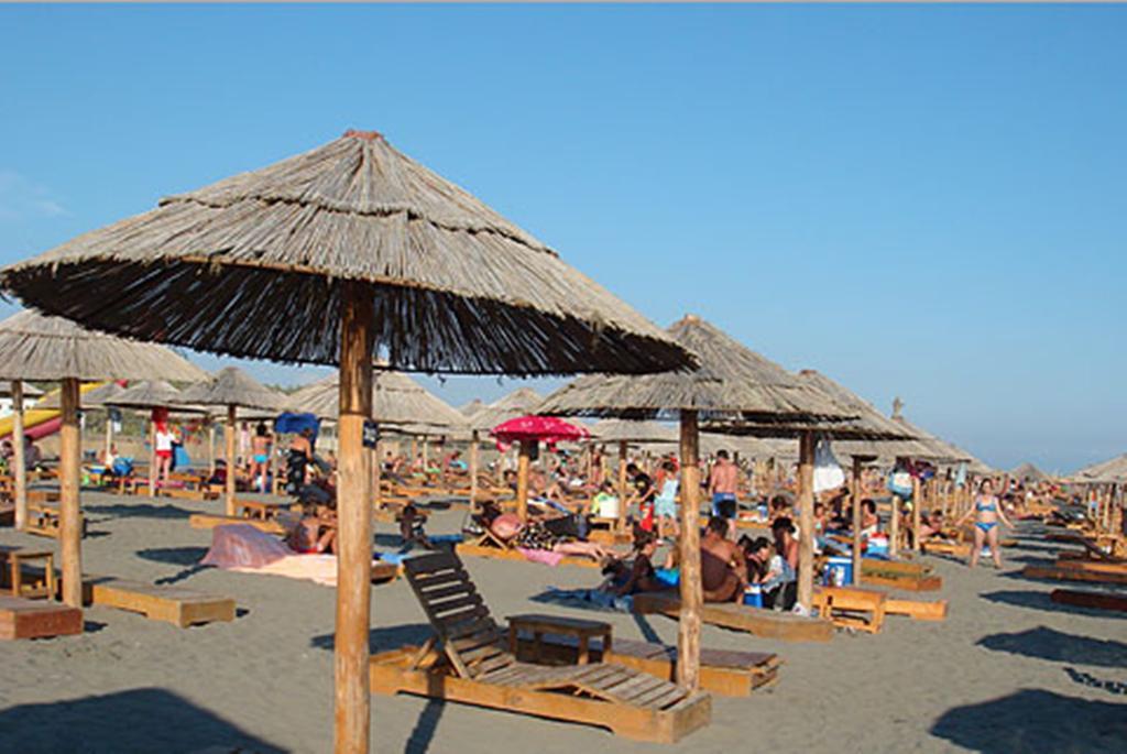Di Vincenzo Inn Улцинь Екстер'єр фото